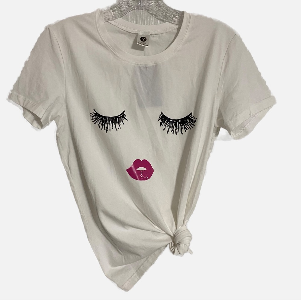 Blackmyth Eyelashes and Lips Shirt Makeup Lips Eyelashes T Shirt Girly Girl Gift